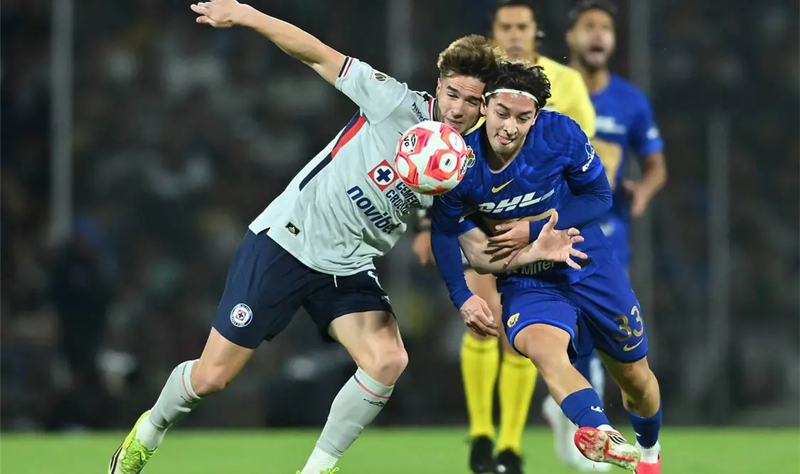 Entre polémicas e ilusión, Cruz Azul recibe a Pumas en el estadio Ciudad de los Deportes. Agencias