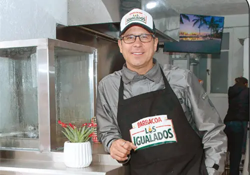 Ulises triunfa con negocio de barbacoa Ulises triunfa con negocio de barbacoa