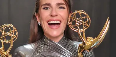 El calor no frena a Karla Souza El calor no frena a Karla Souza