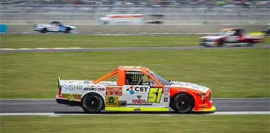 Roberto Espinosa domina en Trucks