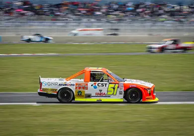 Roberto Espinosa domina en Trucks