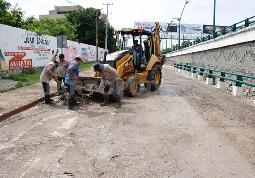 Material de arrastre es escombro que se tira