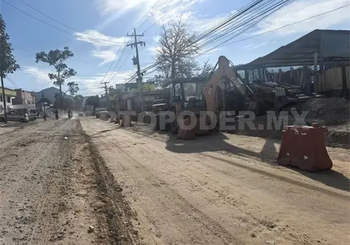 Piden rehabilitación de vía que conecta con Chamula Piden rehabilitación de vía que conecta con Chamula