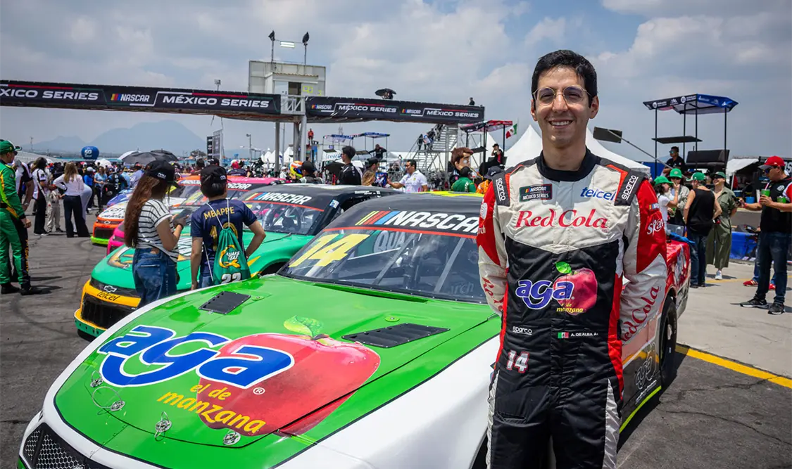 El piloto Alex de Alba mantiene un nivel importante entre los mejores del campeonato Nascar México Series. Cortesía