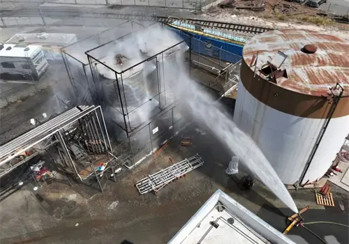 Declaran emergencia por fuga de químicos tóxicos Declaran emergencia por fuga de químicos tóxicos