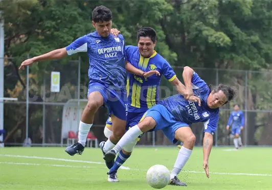 Coratux sorprende al Deportivo IMZZ: 3-2 Coratux sorprende al Deportivo IMZZ: 3-2