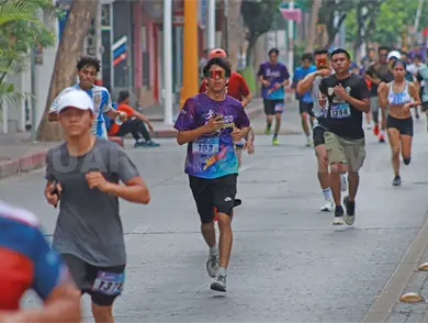 Gran respuesta en la Carrera del Estudiante Gran respuesta en la Carrera del Estudiante