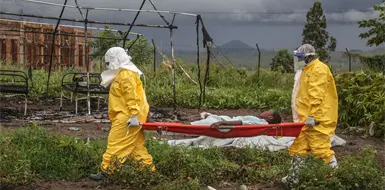 El ébola avanza más rápido que nuestras acciones El ébola avanza más rápido que nuestras acciones