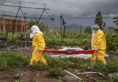 El ébola avanza más rápido que nuestras acciones El ébola avanza más rápido que nuestras acciones