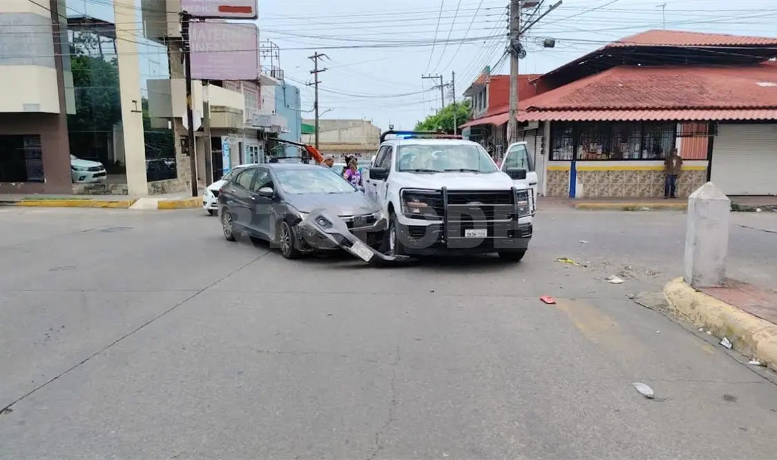 La falta de precaución propició que chocaran en un cruce en Tapachula. Victor Sánchez / CP