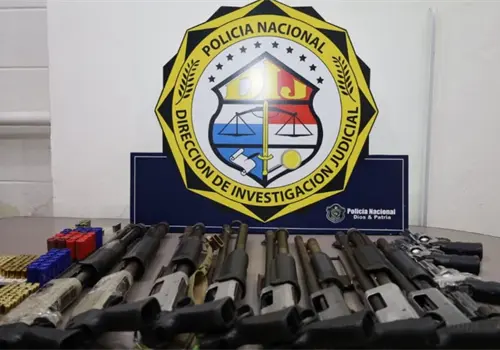 Interpol incauta más de 3 mil armas y 56 t de drogas Interpol incauta más de 3 mil armas y 56 t de drogas