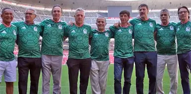 Mundialistas visitaron al Tricolor en el CAR