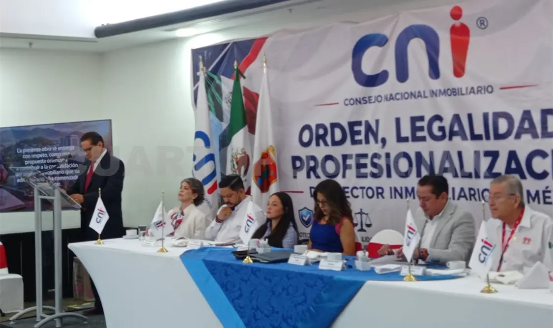 Esta propuesta fue presentada ante diferentes autoridades y profesionales del ramo. CP