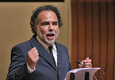 Gonz&aacute;lez I&ntilde;&aacute;rritu ingresa a El Colegio