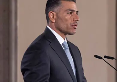 Se baja Harfuch de contienda presidencial 2030