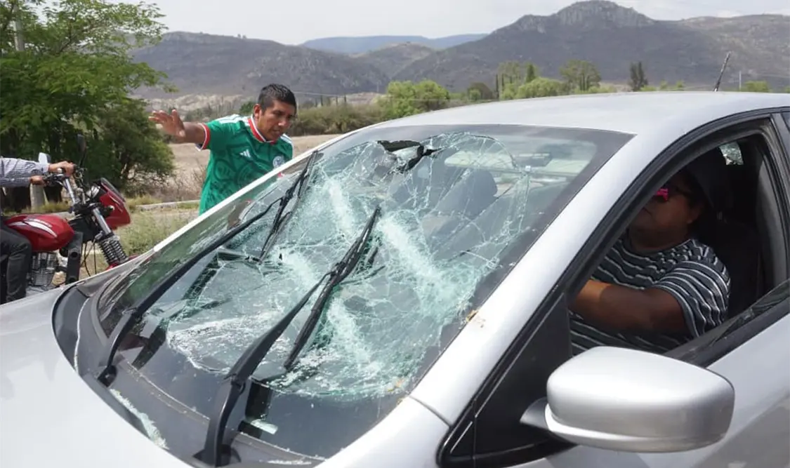 Maestros responsabilizaron de estos hechos al presidente municipal, Esaú López. Cortesía