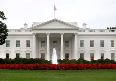 Casa Blanca llama "aliens" a migrantes Casa Blanca llama "aliens" a migrantes