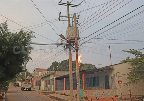 Sistema de distribución eléctrica colapsado Sistema de distribución eléctrica colapsado