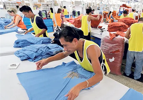 EUA pide mejores salarios en M&eacute;xico