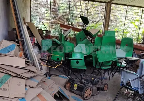 Secundaria Federal 4 en total abandono