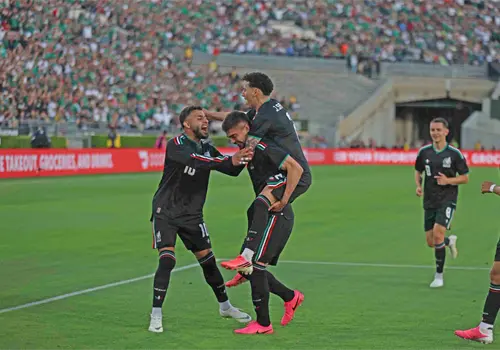 Por la m&iacute;nima, derrota M&eacute;xico a Australia