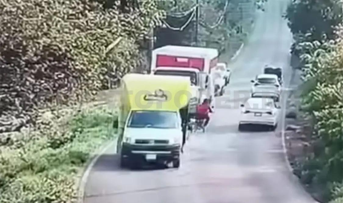Cámaras de videovigilancia captaron el momento en que ocurrió la colisión. Cortesía