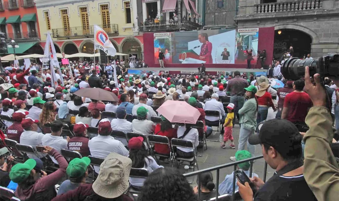 En diversas entidades del país el evento presidencial fue transmitido en pantallas. El Universal