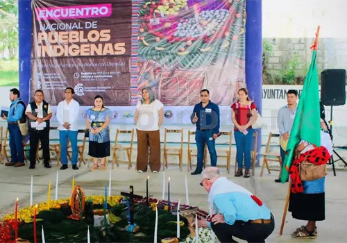 Realizan encuentro de pueblos indígenas Realizan encuentro de pueblos indígenas