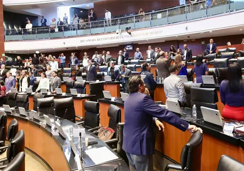 Arremete Morena contra PAN y PRI