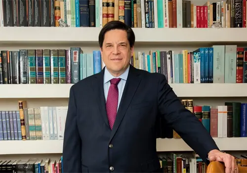 Harvard elige a Ortiz Mena para uno de sus órganos Harvard elige a Ortiz Mena para uno de sus órganos