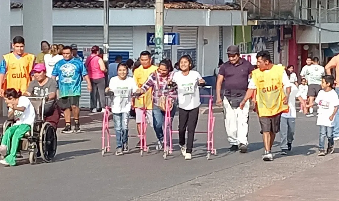 La actividad reunió a representantes de Tuxtla Gutiérrez, Berriozábal y Ocozocoautla, en una jornada dedicada a la inclusión. Cortesía