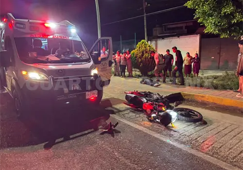 Adolescente muere al estamparse en veh&iacute;culo