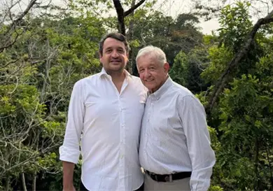 Andy comparte foto con AMLO