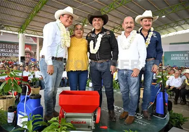 ERA lleva apoyos productivos a La Concordia y Villa Corzo