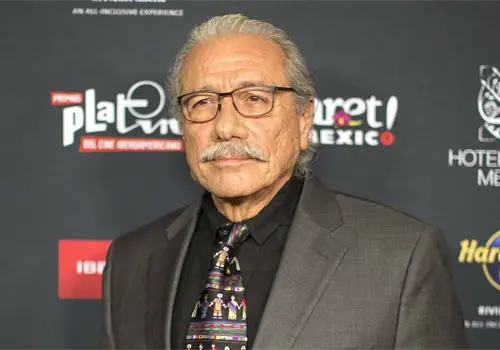 Edward James Olmos apoya a latinos