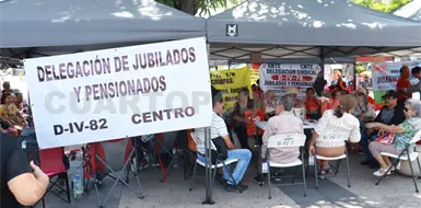 Pensiones no son suficientes: jubilados