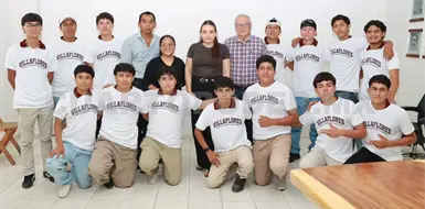 Reconocen a deportistas que ir&aacute;n a Mundialito
