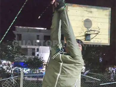 Detienen y cuelgan a dos presuntos ladrones
