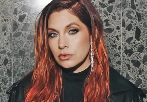 Leire Mart&iacute;nez emociona a M&eacute;xico