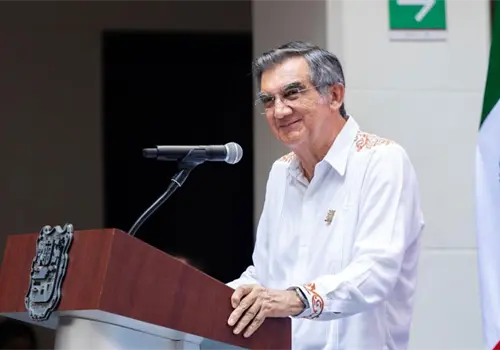 Cuento con mi visa, afirma Villarreal Cuento con mi visa, afirma Villarreal