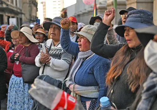Acusan intentos de derrocar al gobierno de Bolivia Acusan intentos de derrocar al gobierno de Bolivia