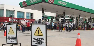 Piden a maestros no da&ntilde;ar la econom&iacute;a local