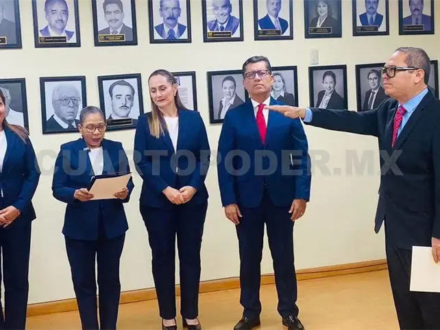 Oswaldo Chac&oacute;n es ratificado en rector&iacute;a