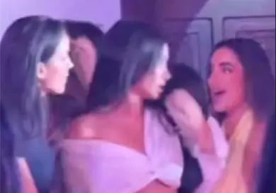 Influencers pelean por La Casita