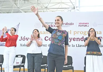 Llama Sheinbaum a los j&oacute;venes a seguir impulsando la 4T
