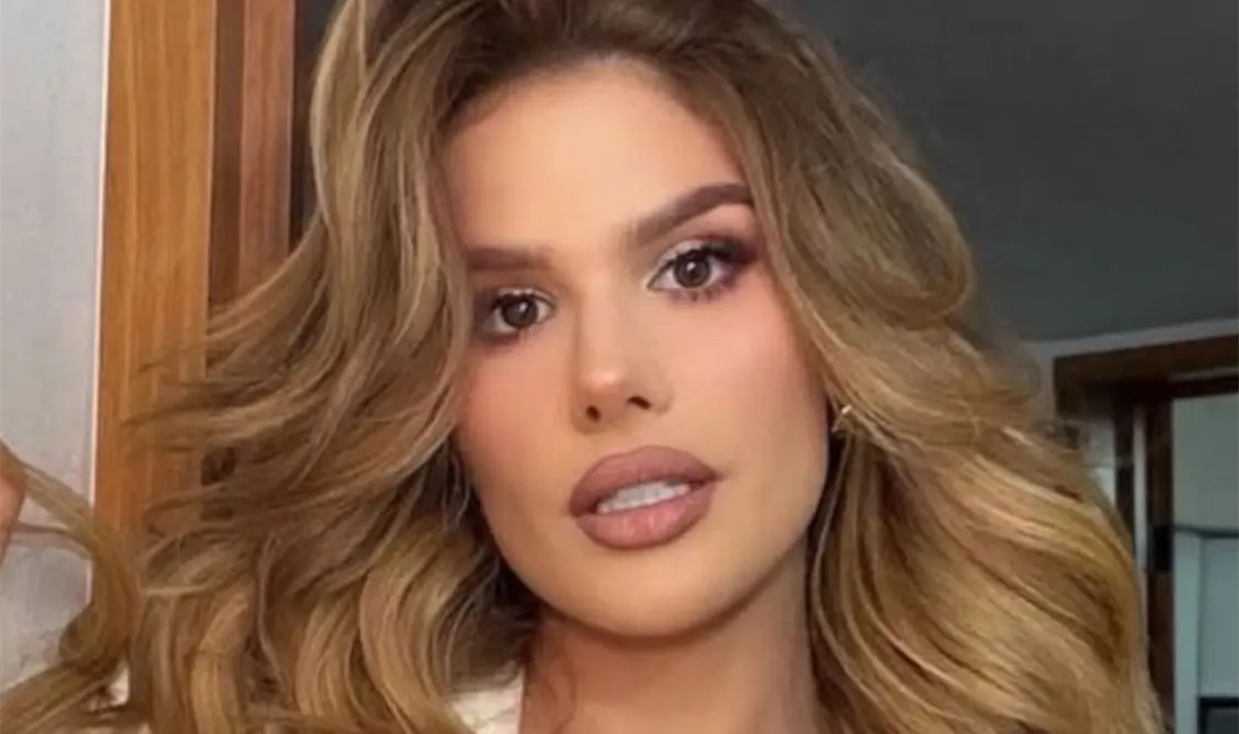 Marie Claire Harp da la cara por su ex