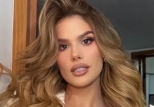 Marie Claire Harp da la cara por su ex Marie Claire Harp da la cara por su ex