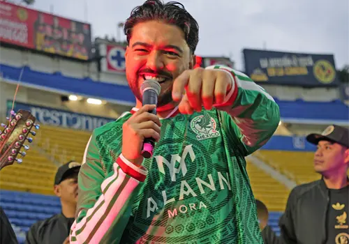 Regional mexicano y futbol se fusionan Regional mexicano y futbol se fusionan