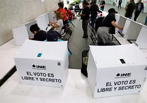 Adelanta PRI en elección de diputados locales en Coahuila Adelanta PRI en elección de diputados locales en Coahuila