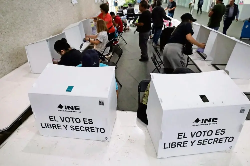Hubo votaciones para renovar al Legislativo en Coahuila. PRI y Morena lanzan señalamientos. El Universal